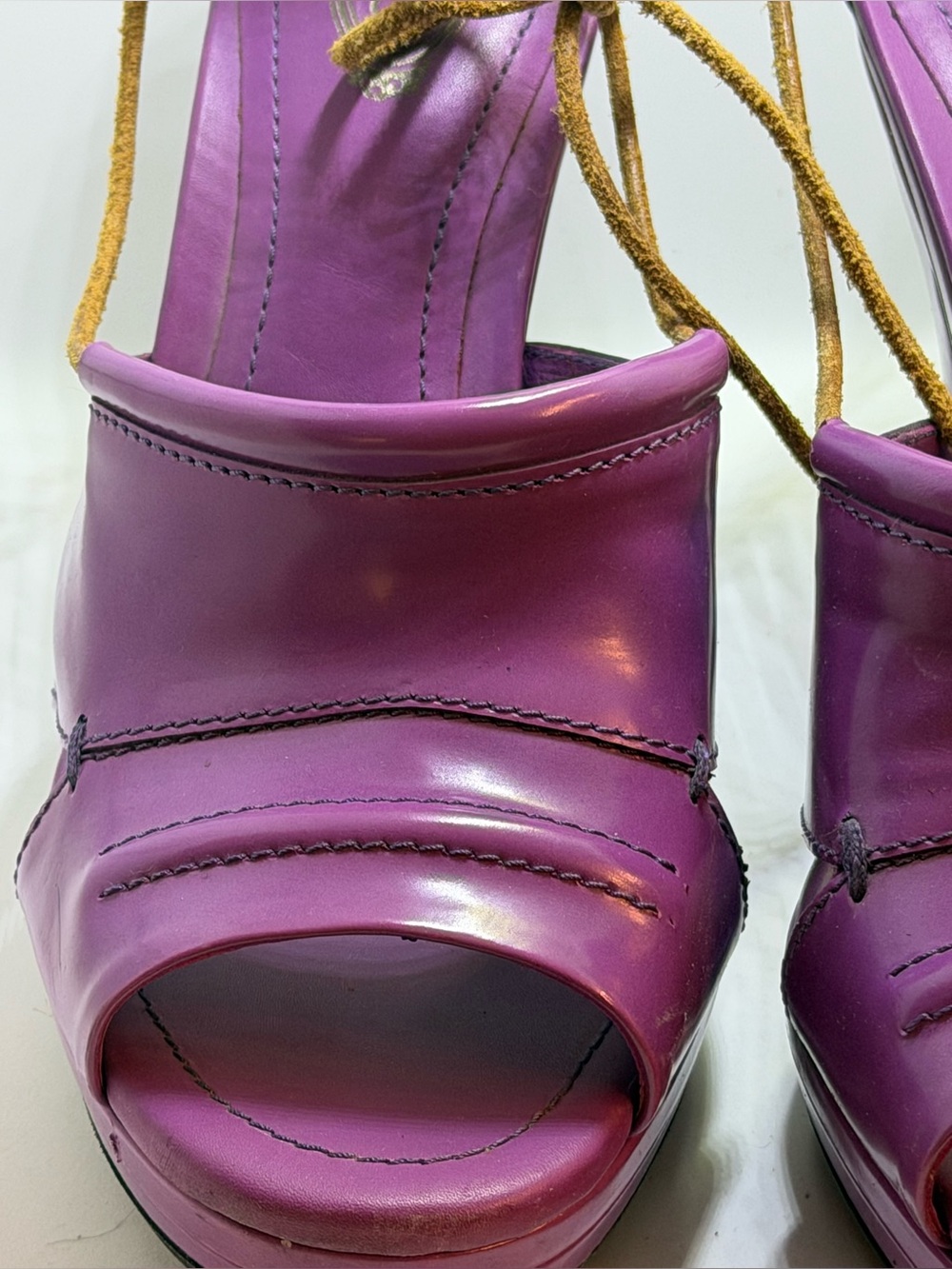 Tods tie up platforms